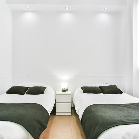Laramond Barcelona Rooms מראה חיצוני תמונה