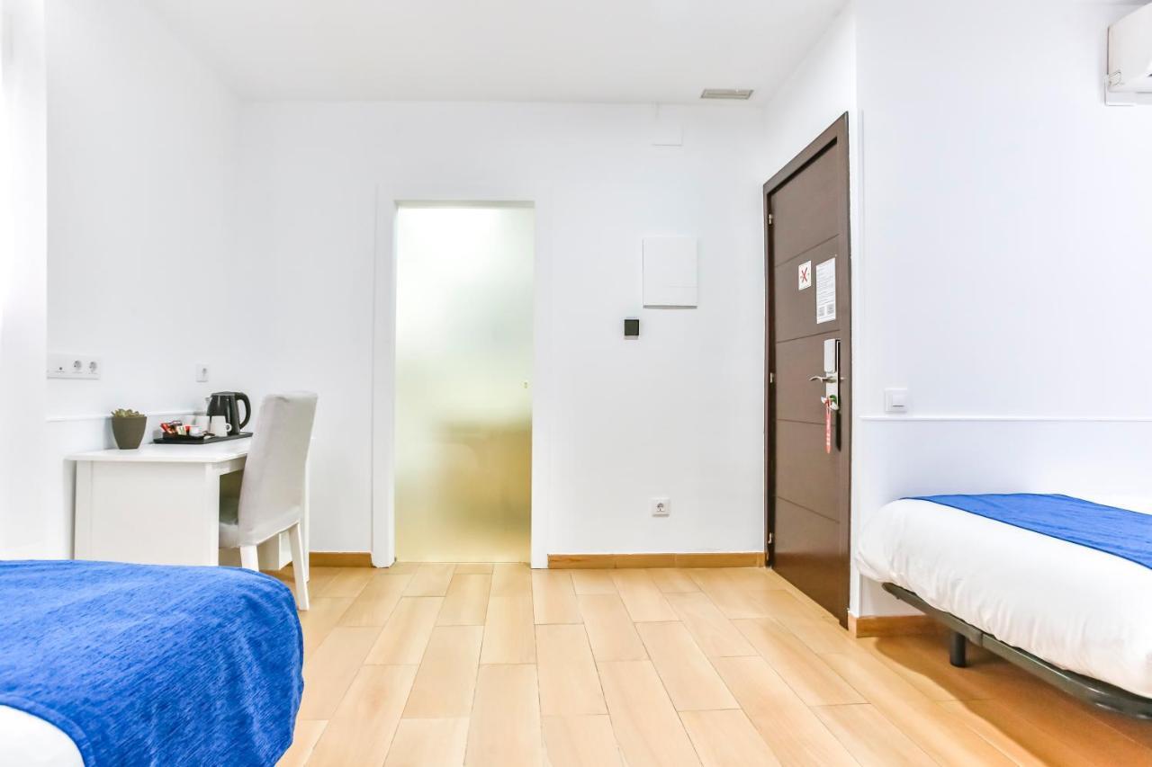Laramond Barcelona Rooms מראה חיצוני תמונה