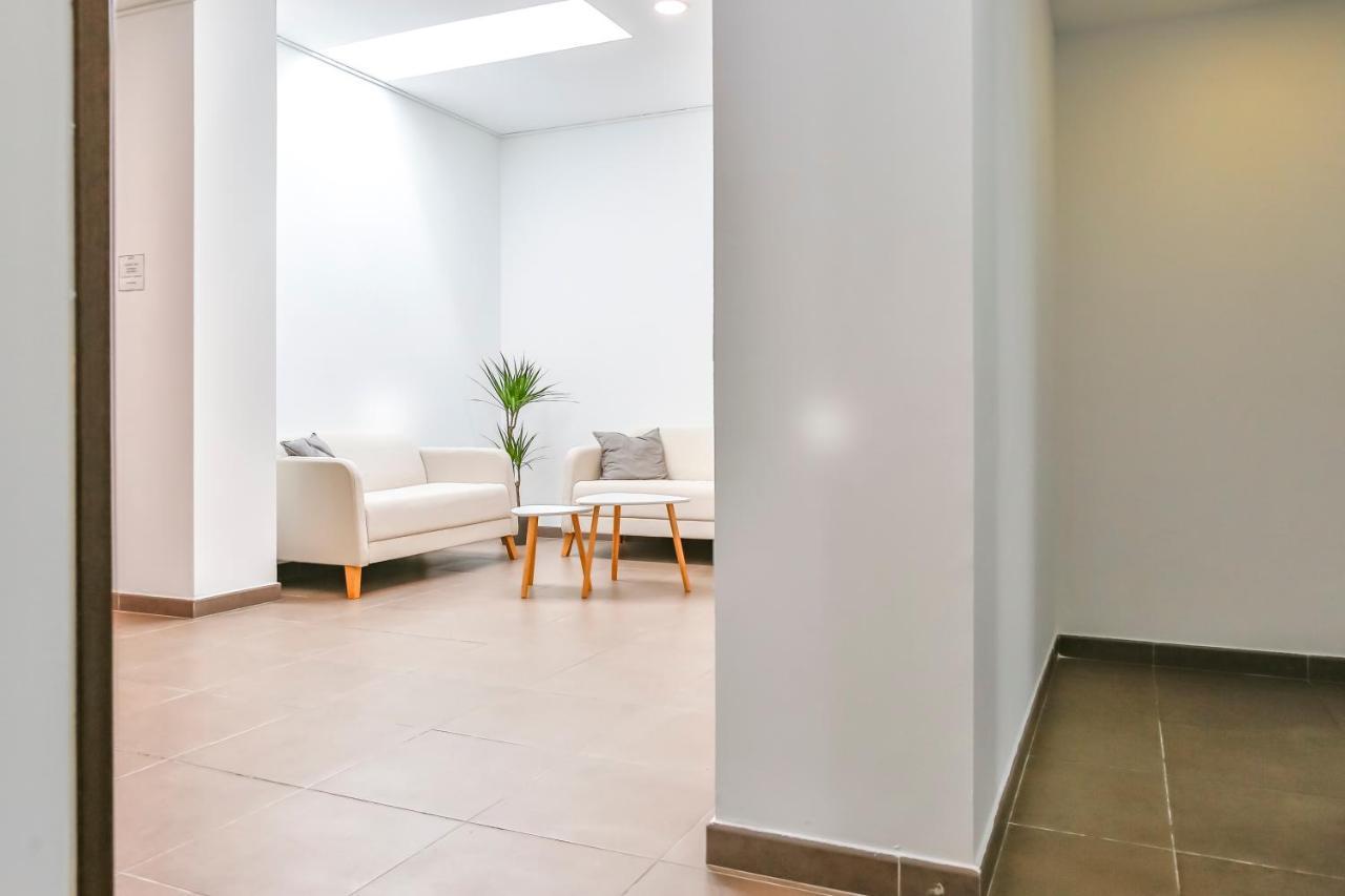 Laramond Barcelona Rooms מראה חיצוני תמונה