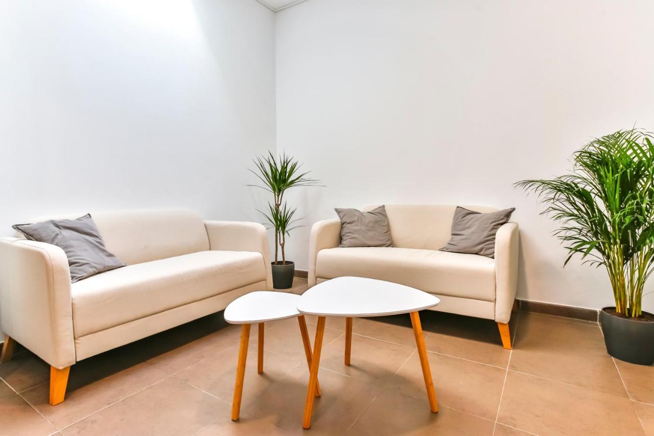 Laramond Barcelona Rooms מראה חיצוני תמונה