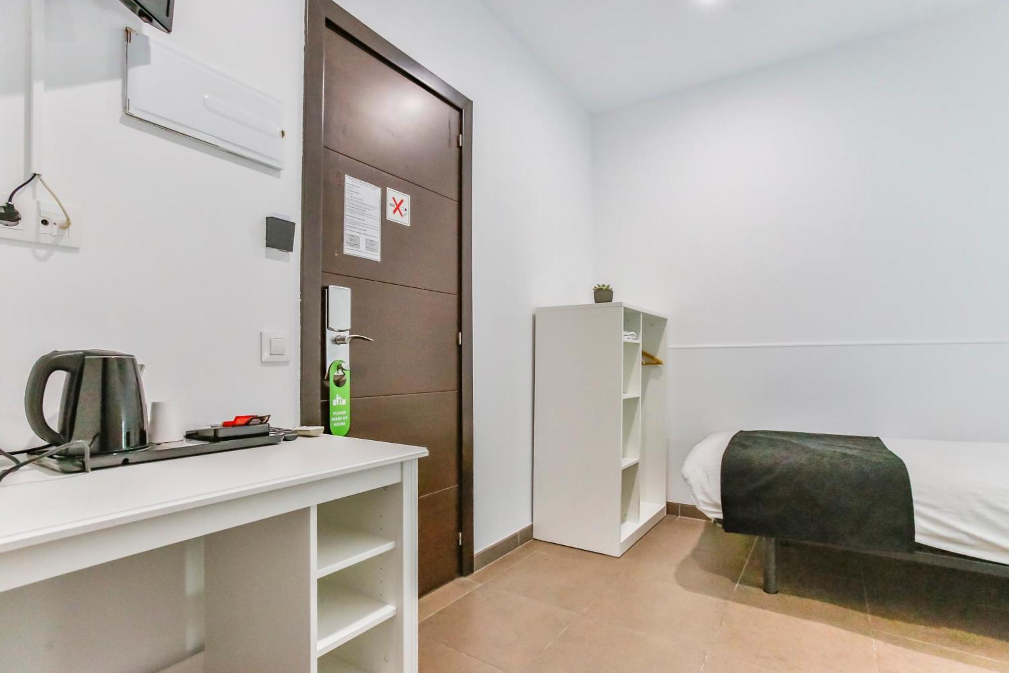 Laramond Barcelona Rooms מראה חיצוני תמונה