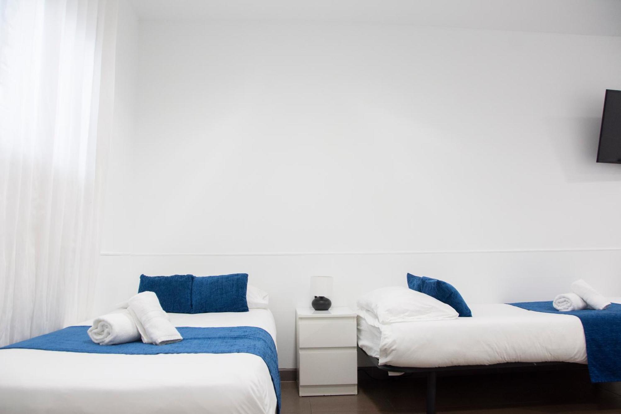 Laramond Barcelona Rooms מראה חיצוני תמונה