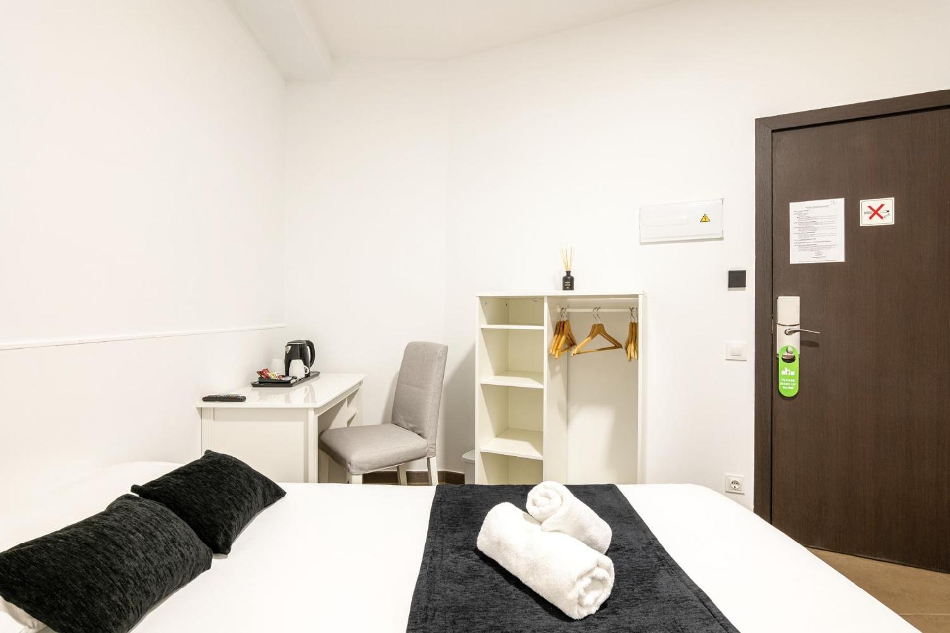 Laramond Barcelona Rooms מראה חיצוני תמונה
