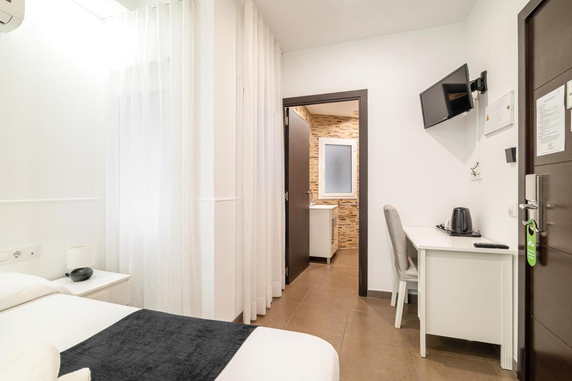 Laramond Barcelona Rooms מראה חיצוני תמונה