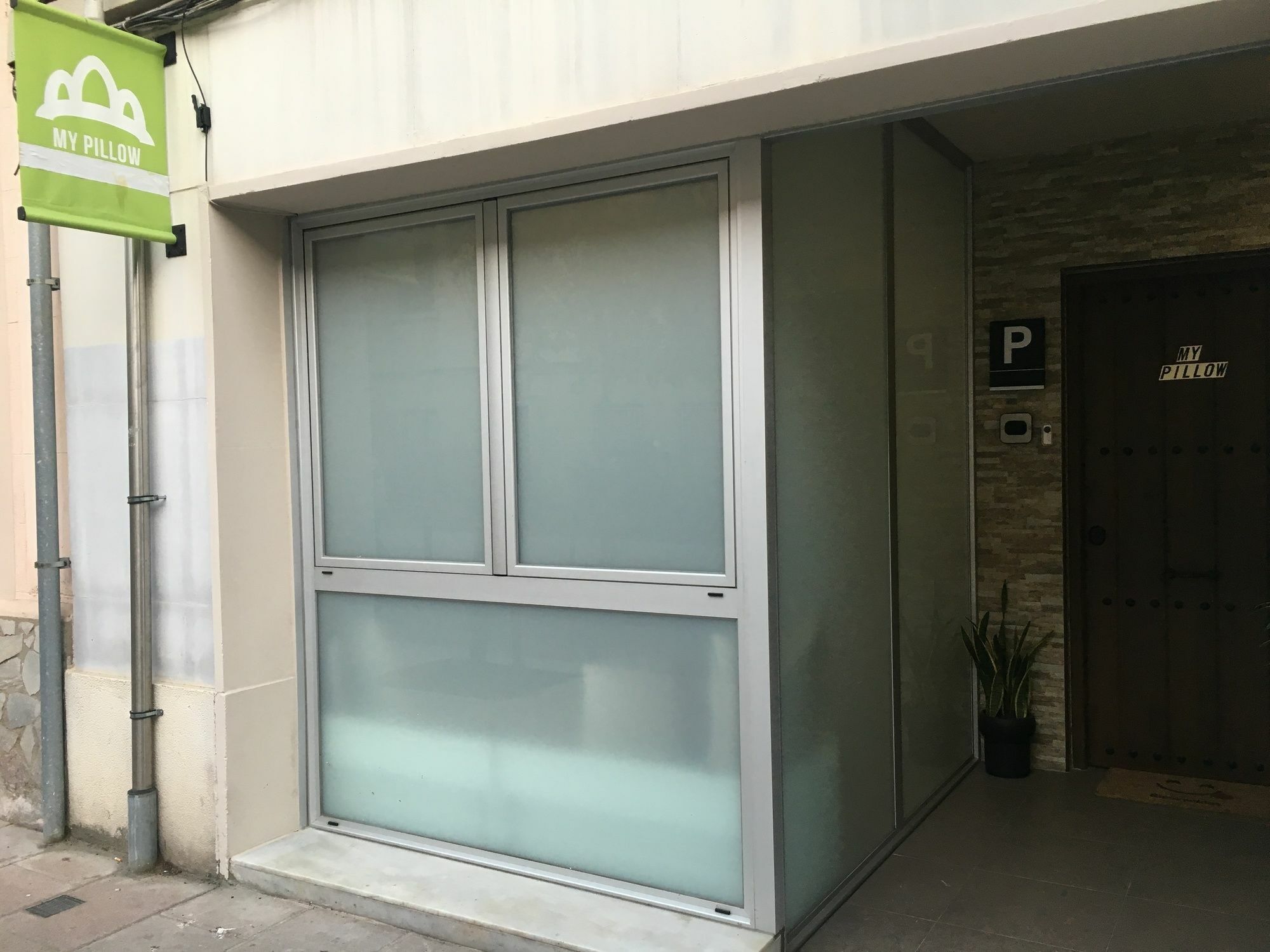 Laramond Barcelona Rooms מראה חיצוני תמונה